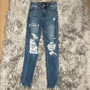 American Eagle High-Waisted Skinny Jean